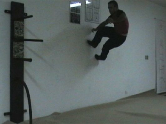 Demo - Inst. Pinto - Running on Walls & Kicking 